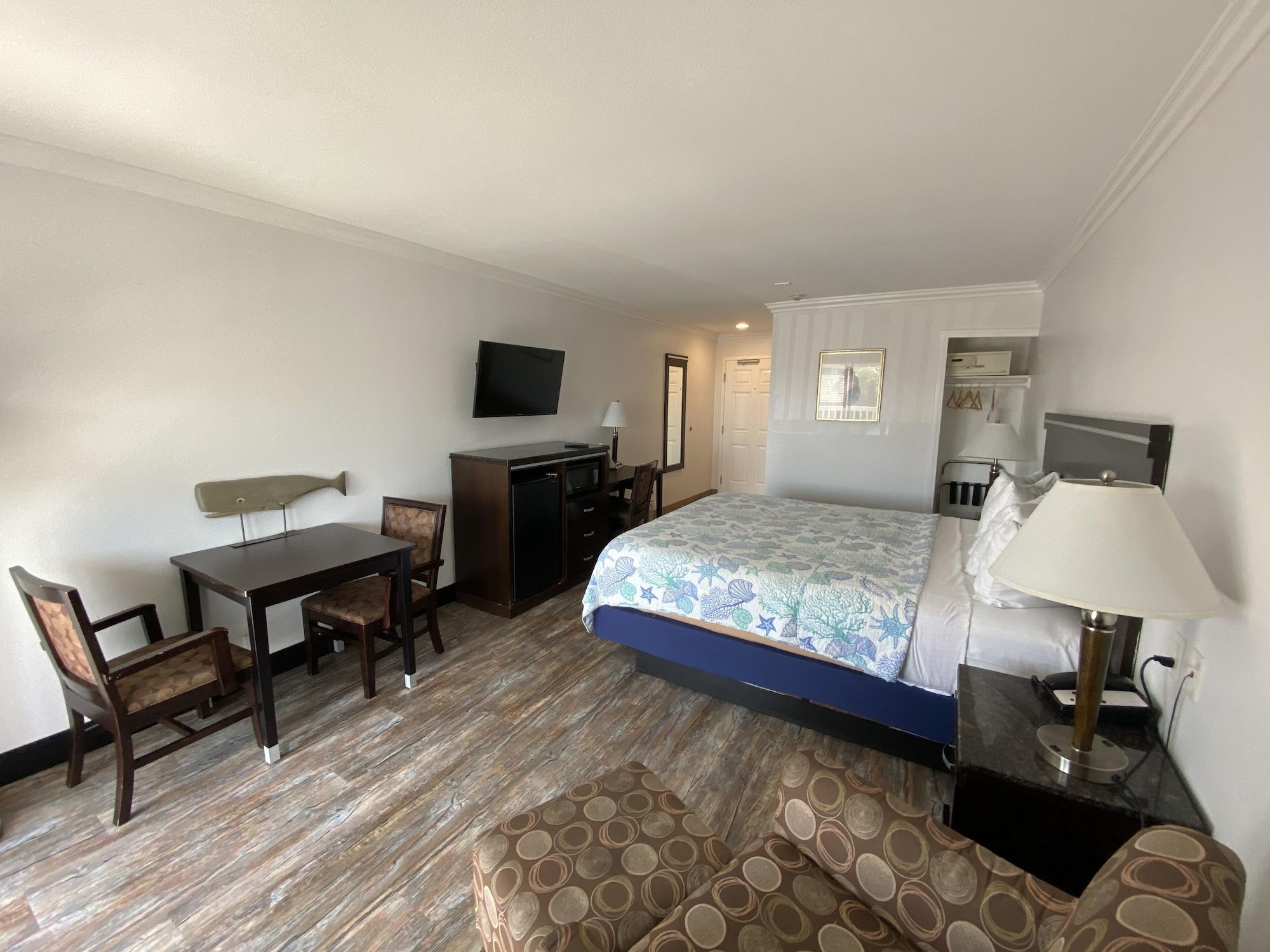 Ocean Surf Inn & Suites Huntington Beach Exterior photo